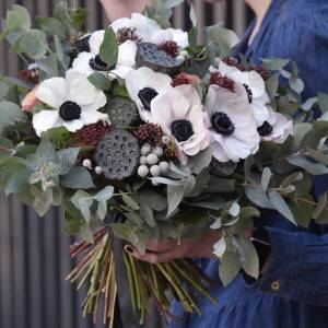 Букет с анемонами "Флирт"