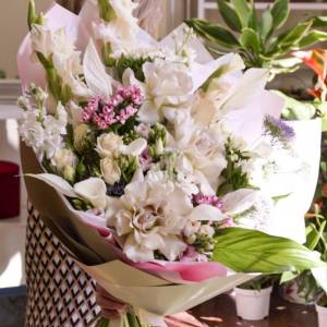 Букет с гладиолусами "Королевский"