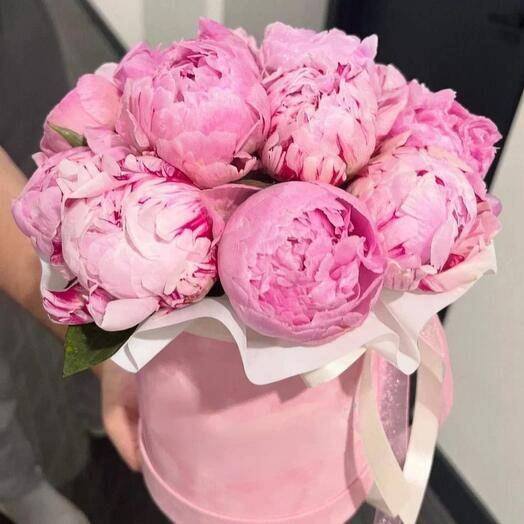 Пионы в коробке