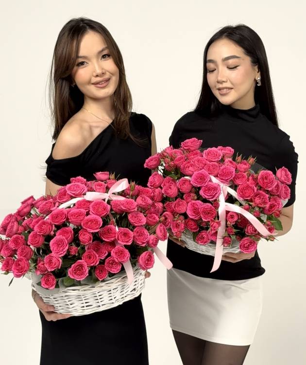 Букет из спрей роз 25штук