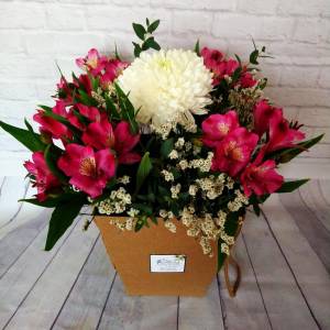 Коробочка с цветами "Плайм Пакет"
